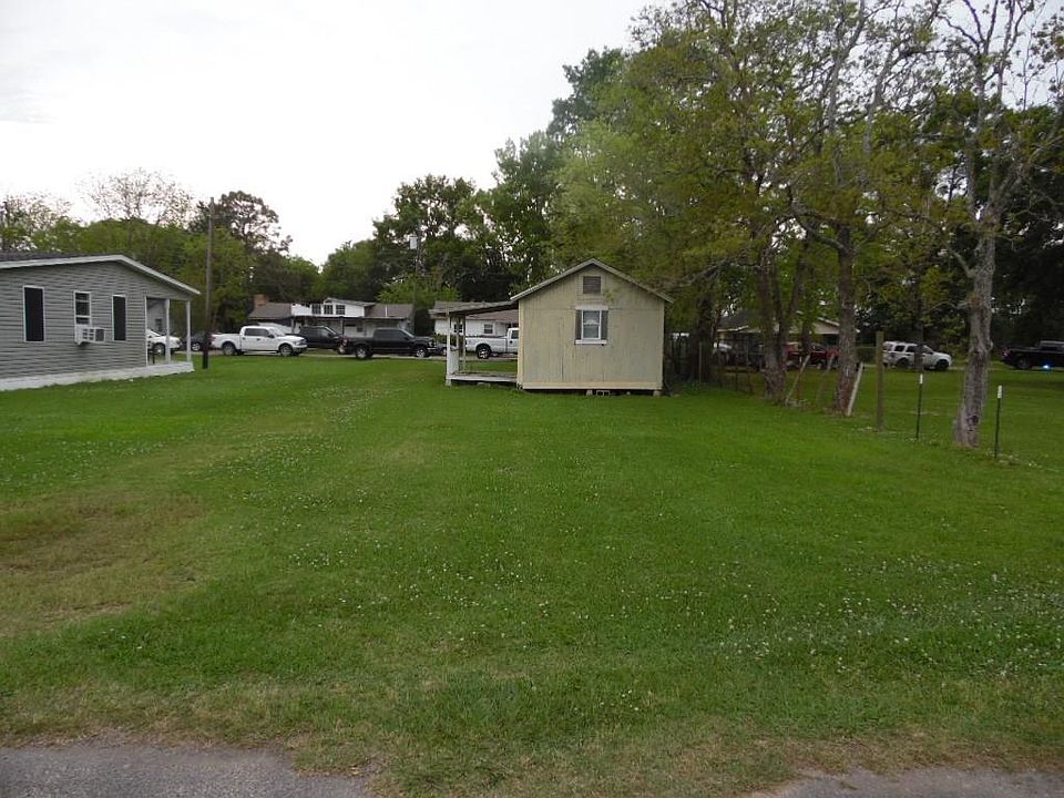 1st image of 104 N Storer Ave