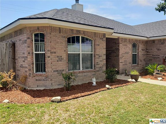 4th image of 2608 Larissa Dr