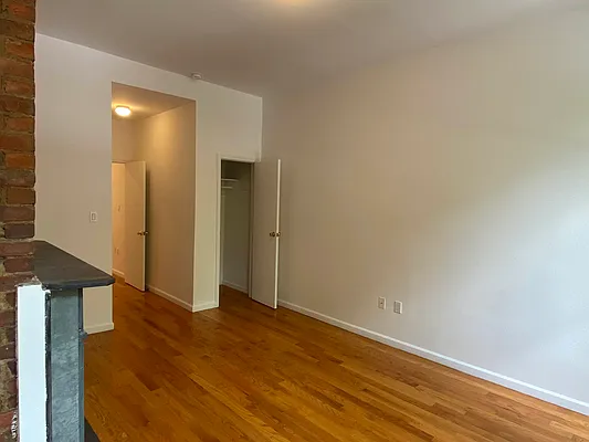 Rented by TheRealEstateCompany.com LLC | media 26