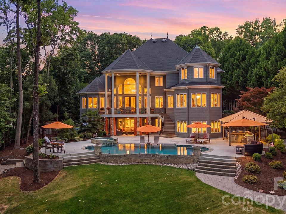 1st image of 4828 Burton Ln