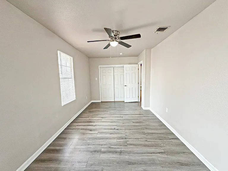 232 Cornell Ave #202 — Photo 15