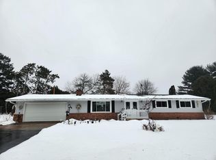 444 Meadow Ln, Wisconsin Rapids, WI 54494
