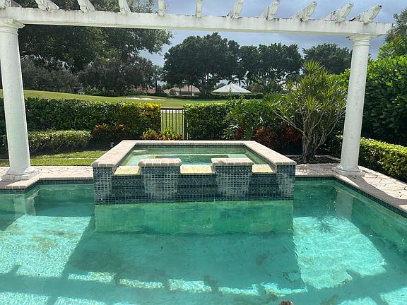3rd image of 130 Isle Drive