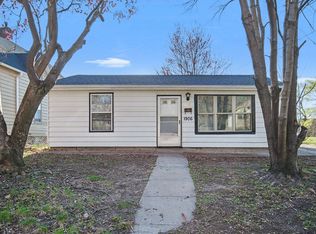 1906 10th St, Des Moines, IA 50314