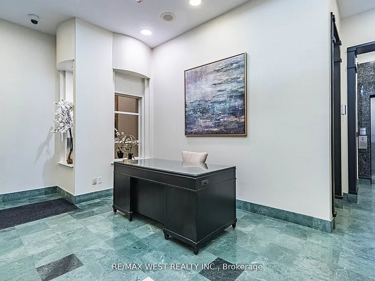 409 Bloor St E #Penthouse 2 — Photo 17