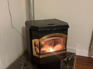 64 Pomeroy Ln, Amherst, MA 01002