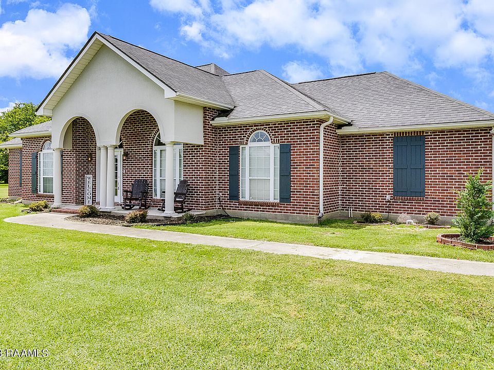 936 S Poydras St, Breaux Bridge, LA 70517 MLS 23001108 Zillow