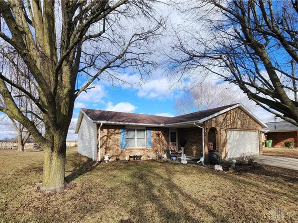 1244 Rutledge St, Sidney, OH 45365
