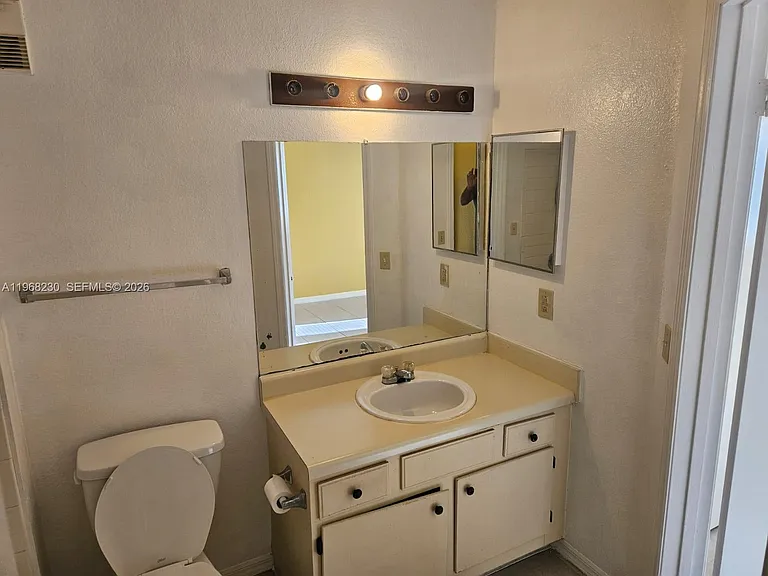 3300 Pinewalk Dr N #1911 — Photo 7