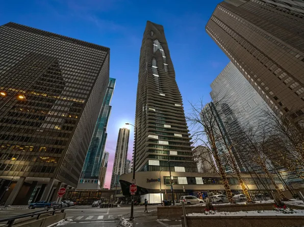 225 N Columbus Dr Unit 6308, Chicago, IL 60601
