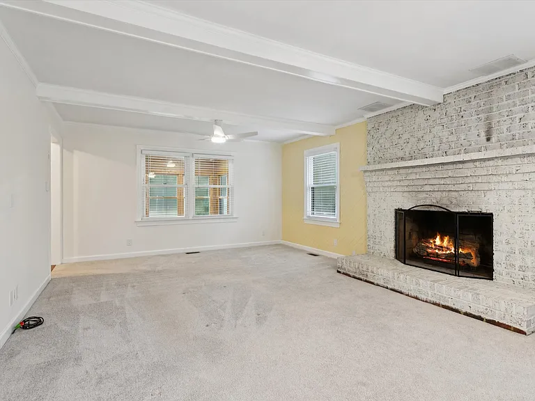 1728 Martin Rd — Photo 11
