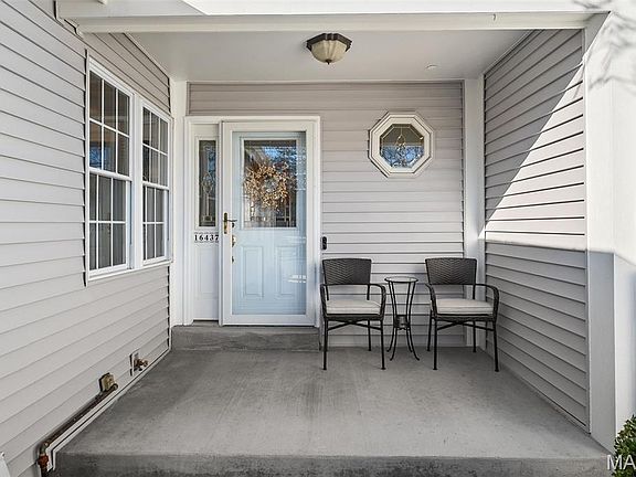 2nd image of 16437 Cobbleskille Dr