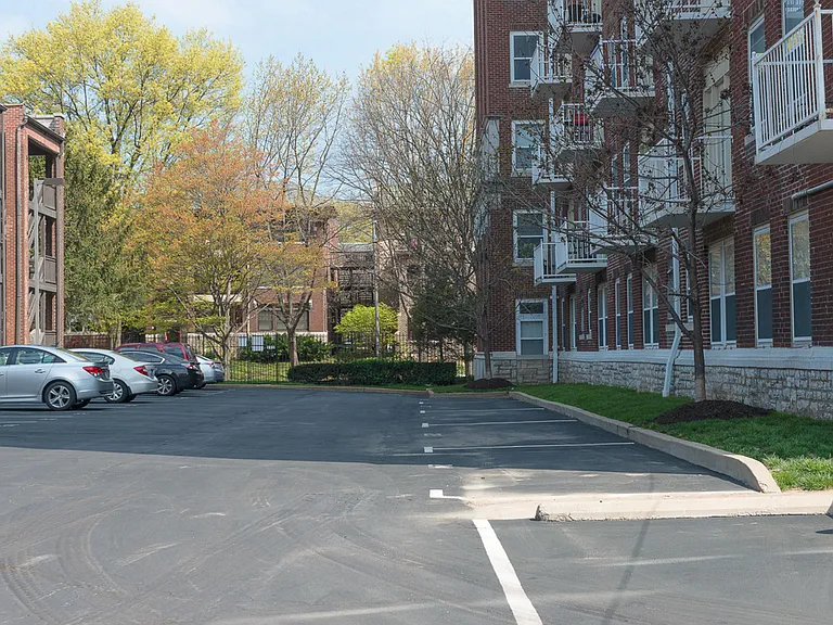 5330 Pershing Ave #502 — Photo 21