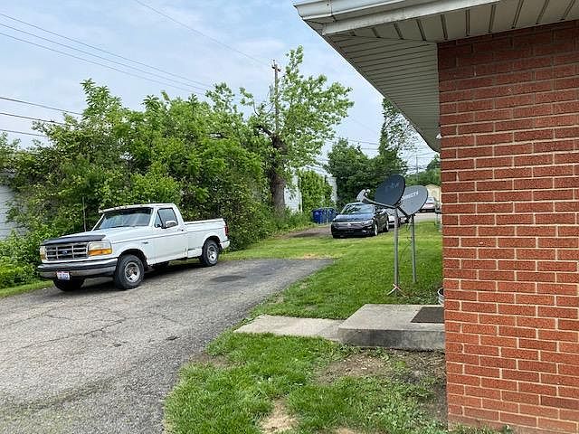 2nd image of 3911 Beulah Rd