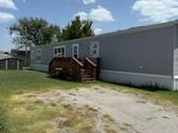 119 Palomino Dr, Sanger, TX 76266