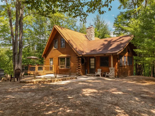 9556 Long Lake Dr SW, Fife Lake, MI 49633