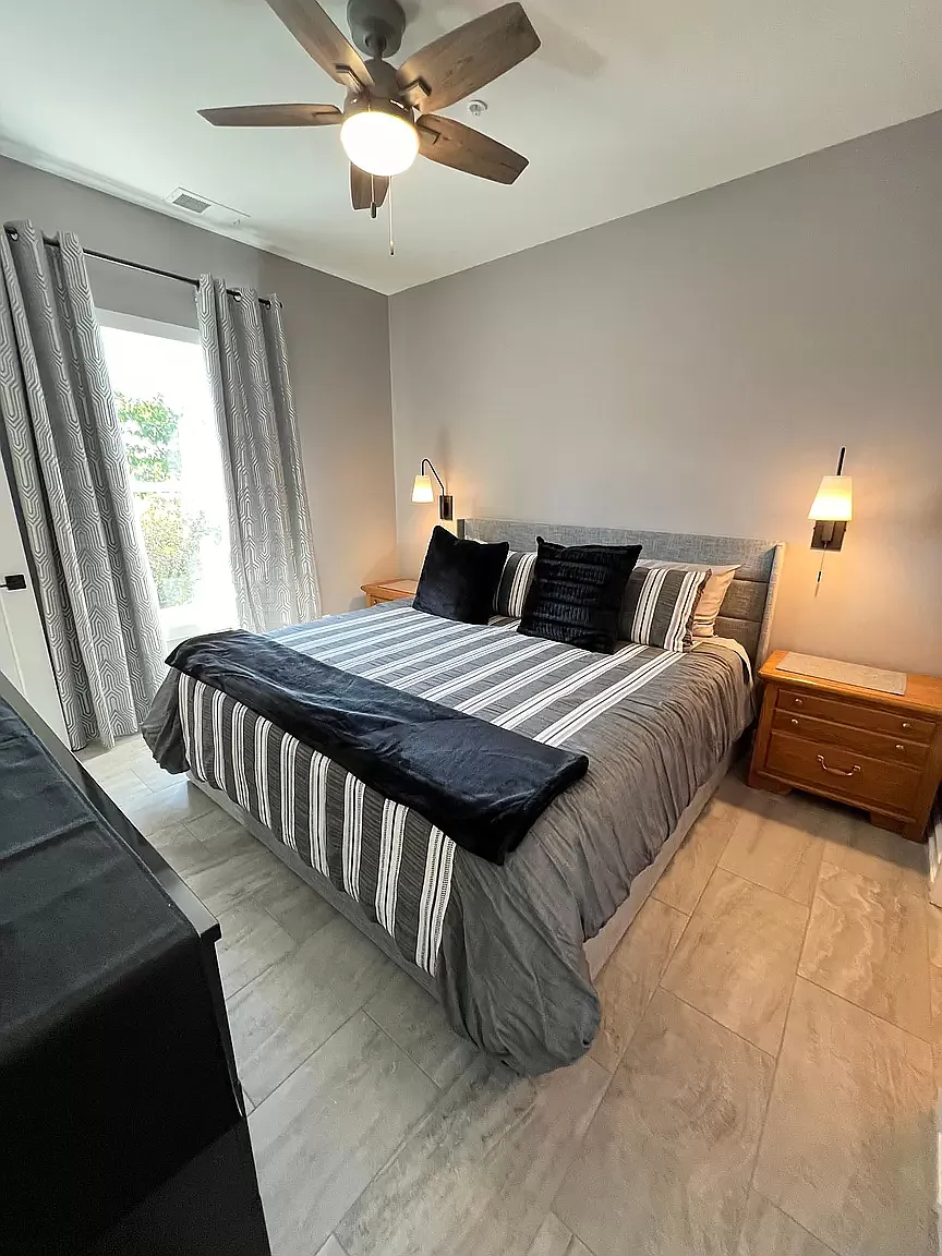 1 bed, 1.5 bath, 1109 sqft, $2,850 — Photo 3