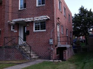 5252 Chillum Pl NE, Washington, DC 20011