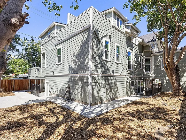 1533 Lafayette St #3 — Photo 23