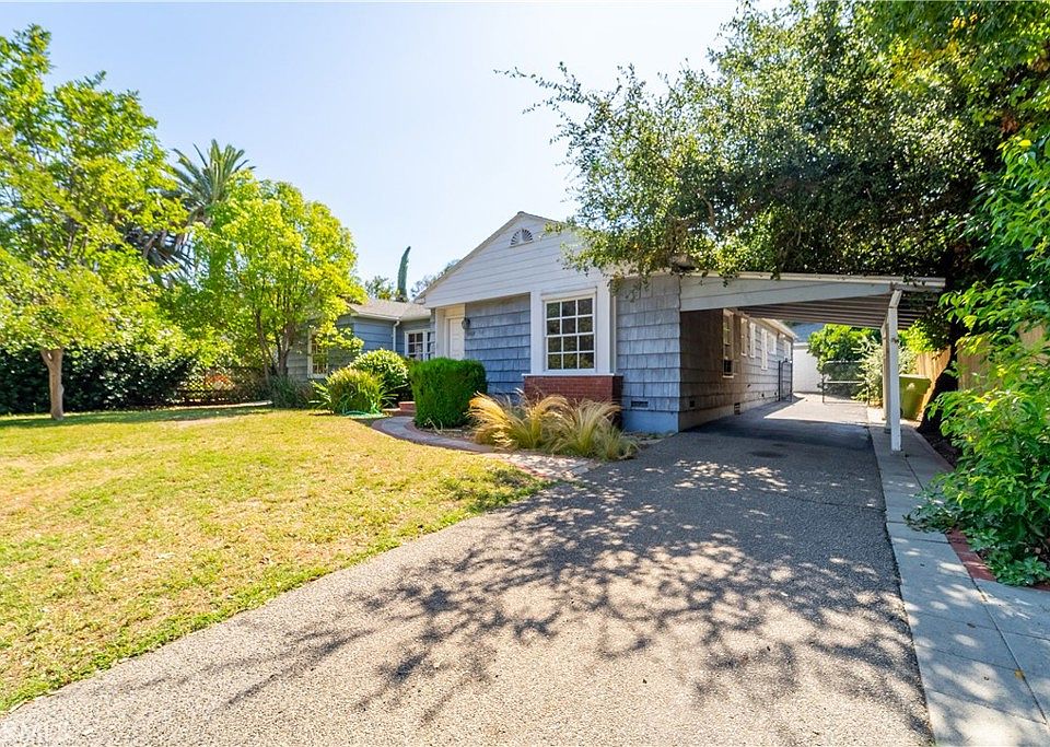 1st image of 5109 Genesta Ave #19