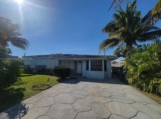 14961 Pierce St, Miami, FL 33176