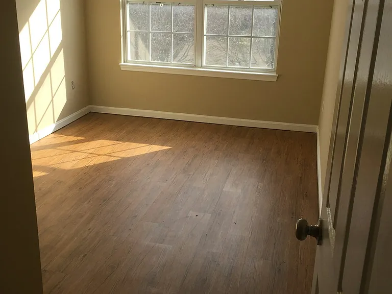 173 Royalty Cir — Photo 14