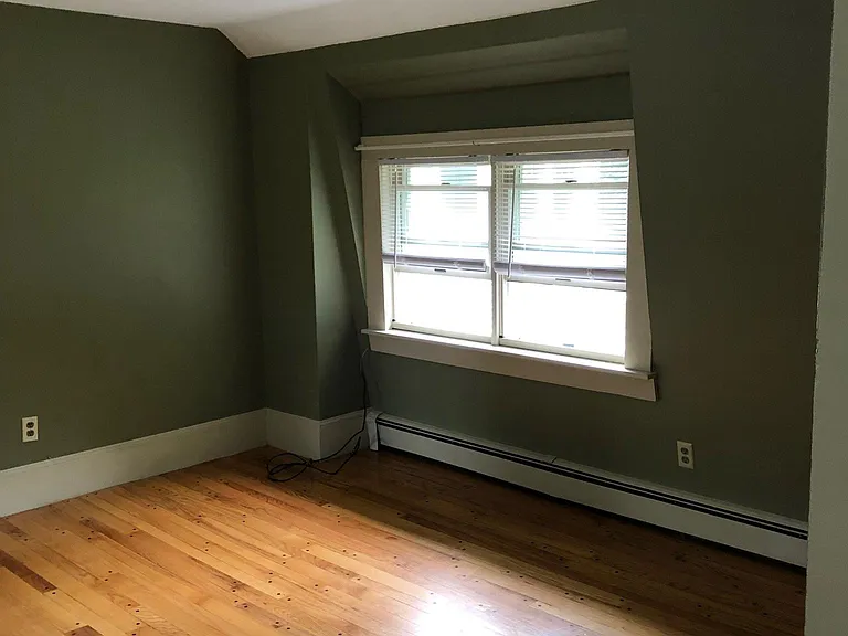 7 Waushacum Ave #D — Photo 4