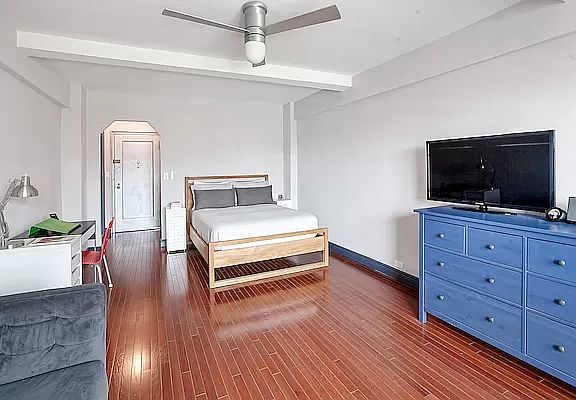 2nd image of 300 W 23rd St APT 15F