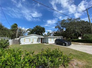 813 W Bougainvillea Ave, Tampa, FL 33612