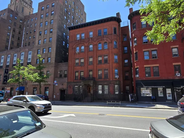 188 West 135th Street image 15 of 17