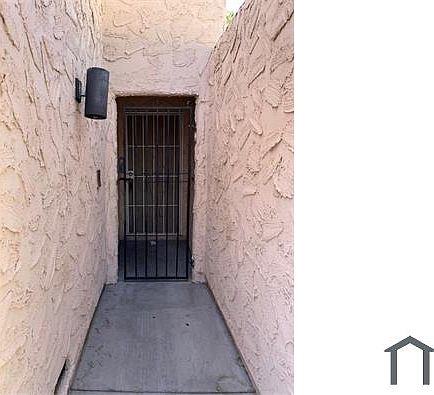 3rd image of 3355 Vema Dr