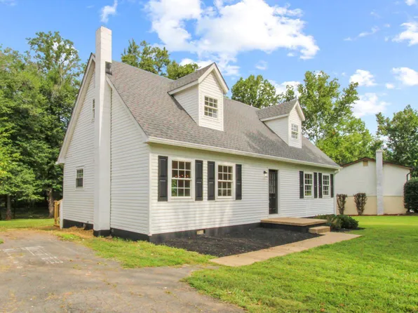 7130 Alleghany St, Warrenton, VA 20187
