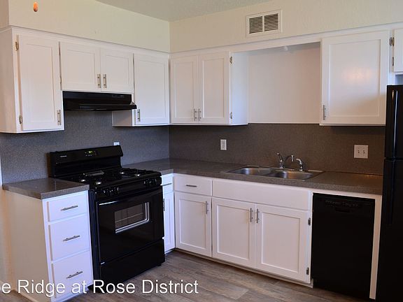 3rd image of 814 N 4th St APT A1