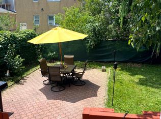 80 W 51st St APT 1, Bayonne, NJ 07002