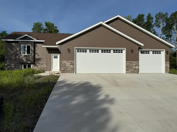 1360 Greenleaf Rd, Owatonna, MN 55060