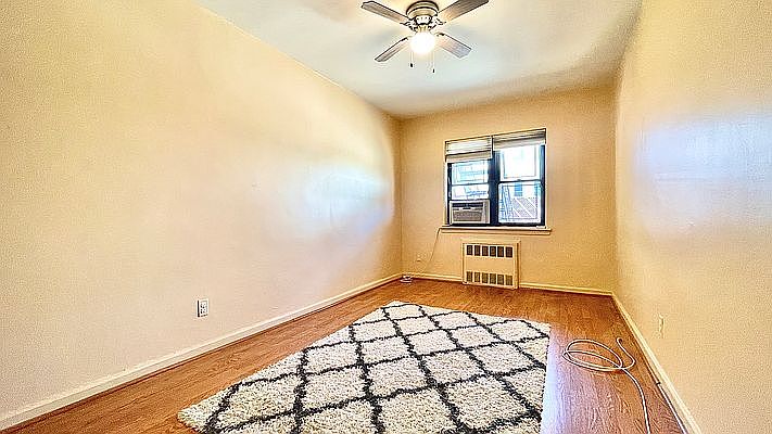 1st image of 8838 26th Ave #1