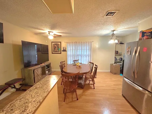 222 Pennsylvania St, Houston, TX 77029