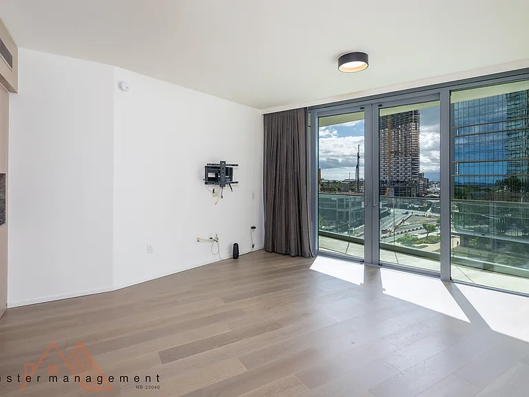 1000 Auahi St #705 — Photo 6