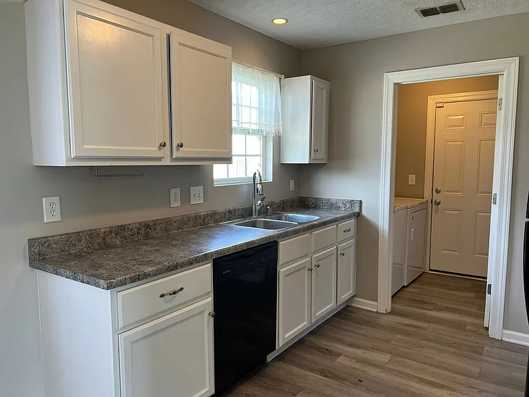 1417 Journey Dr — Photo 11