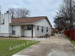 7237 Vivian Ln, North Richland Hills, TX 76180