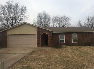 920 W Pittsburg St, Broken Arrow, OK 74012