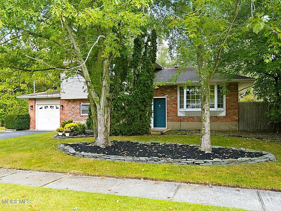 4th image of 45 Oak Terrace