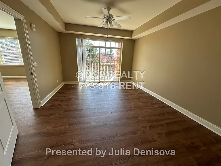 2-20 Itasca Pl #420 — Photo 27