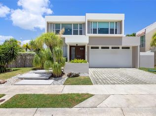 P 25 Paseo, Dorado, PR 00646