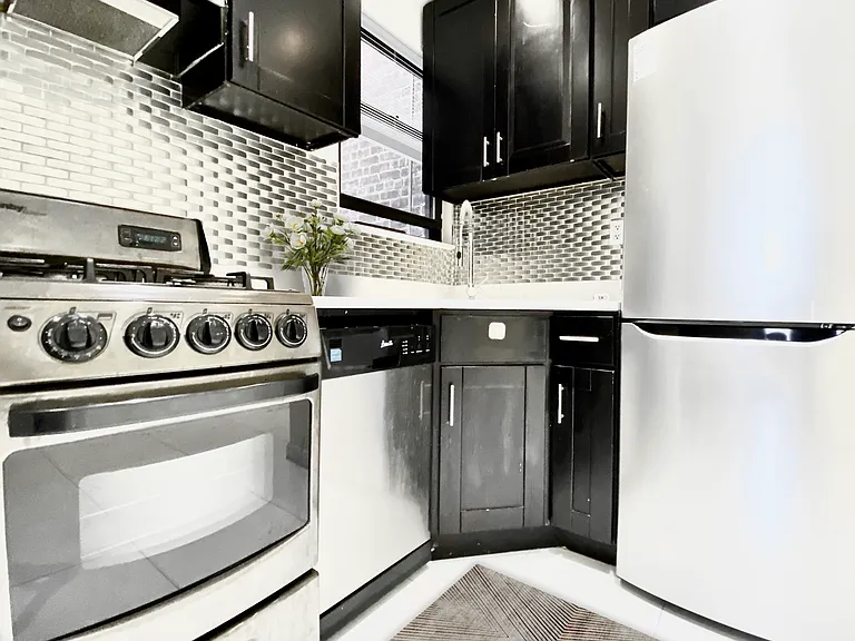 15 W 107th St #53 — Photo 6