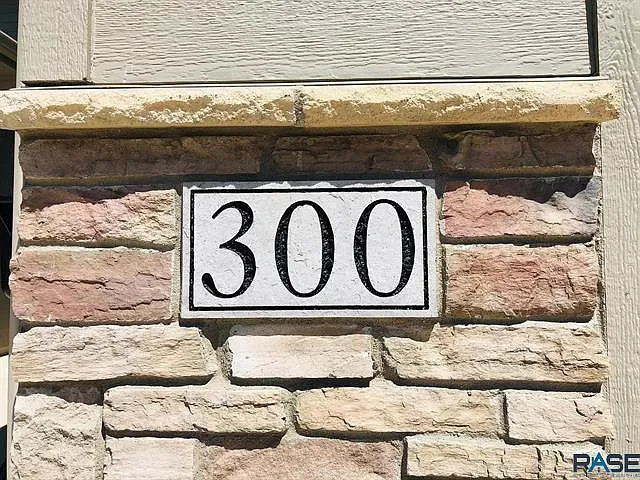 300 Jerry Pl #2 — Photo 14