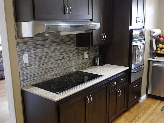 3rd image of 3974 Anastasia St.