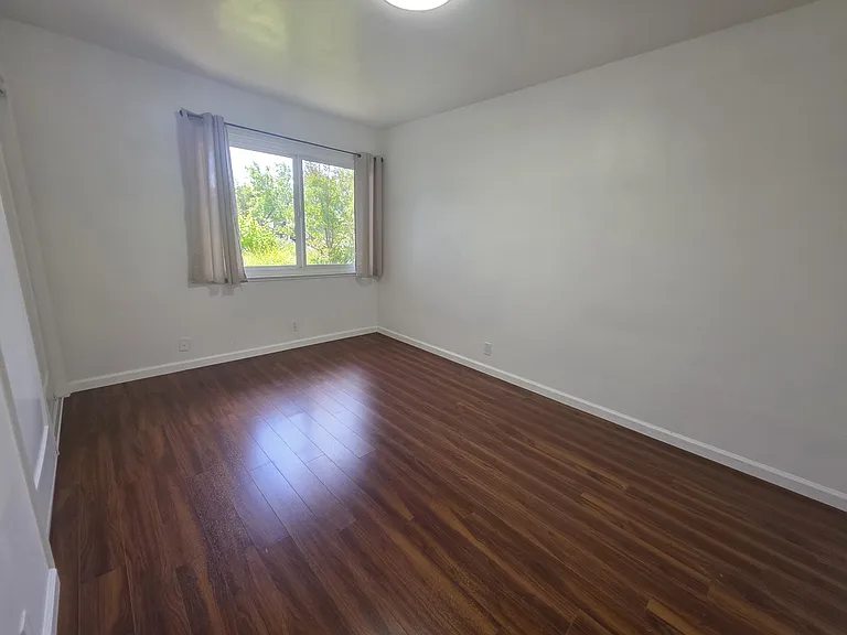 3360 Los Prados St — Photo 17