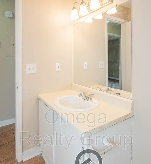 The Cove Apartments — Photo 39