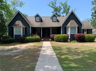 4225 Manchester Ln, Lumberton, NC 28360